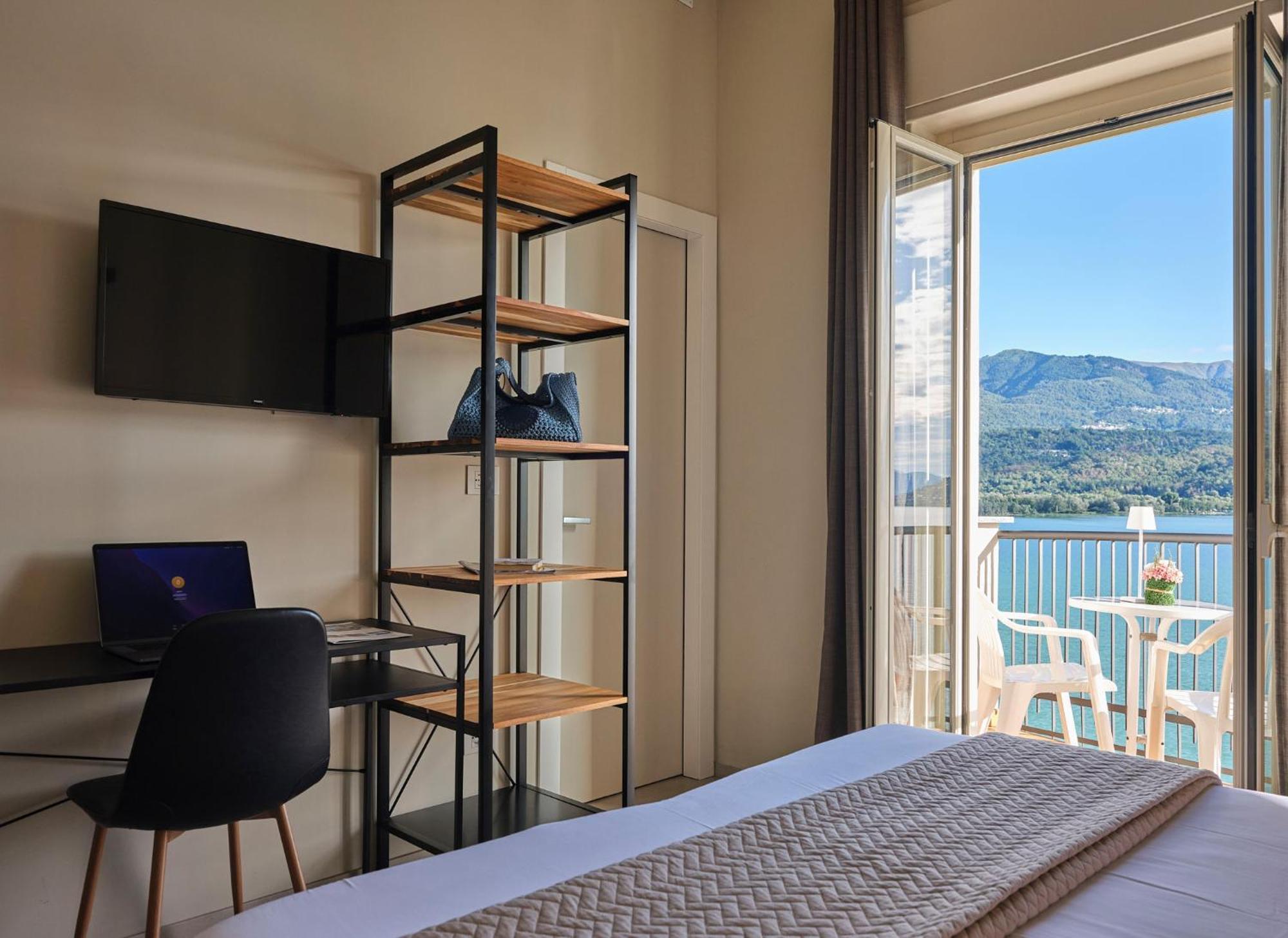 Hotel Carillon Baveno Esterno foto