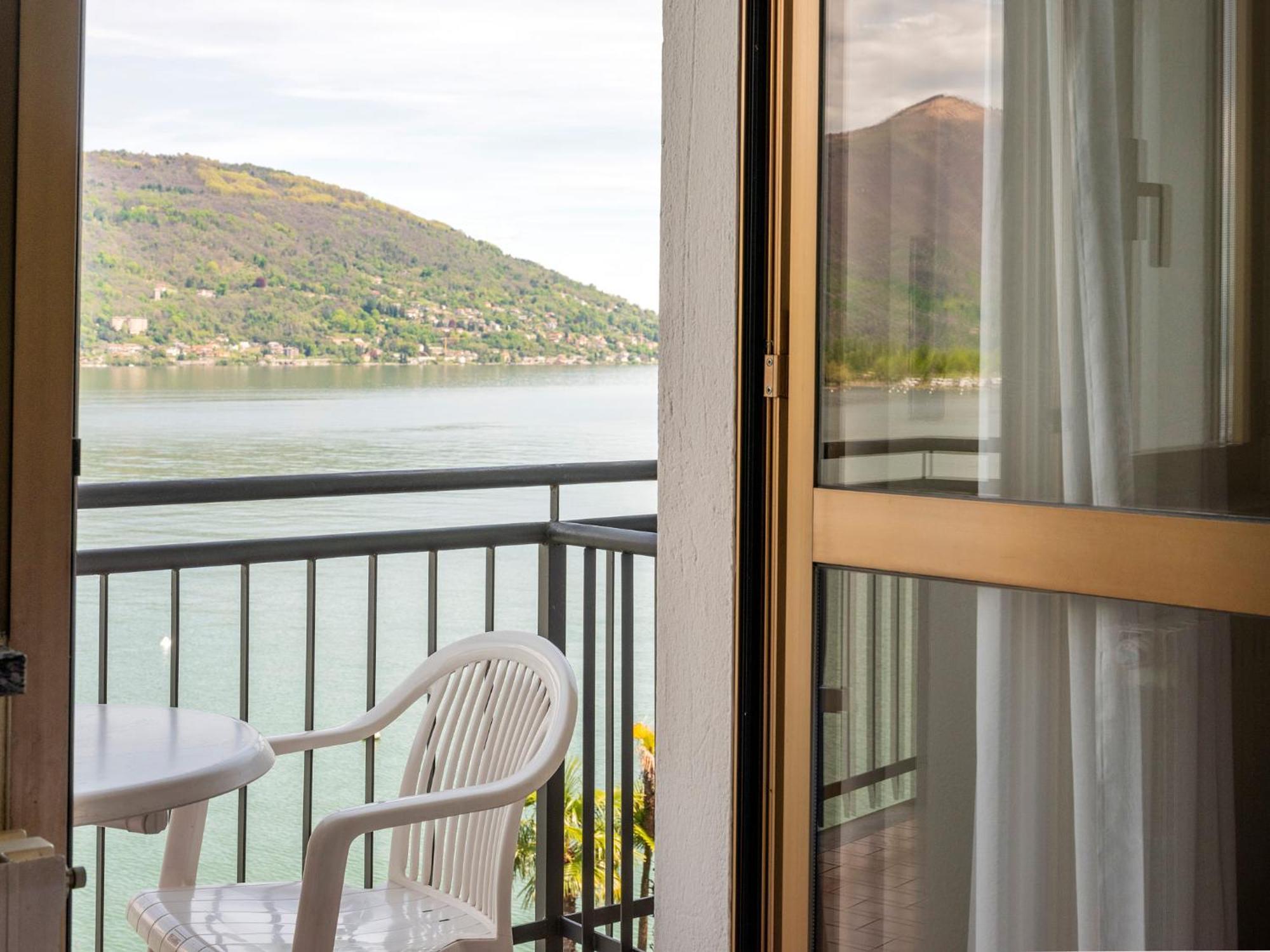 Hotel Carillon Baveno Esterno foto