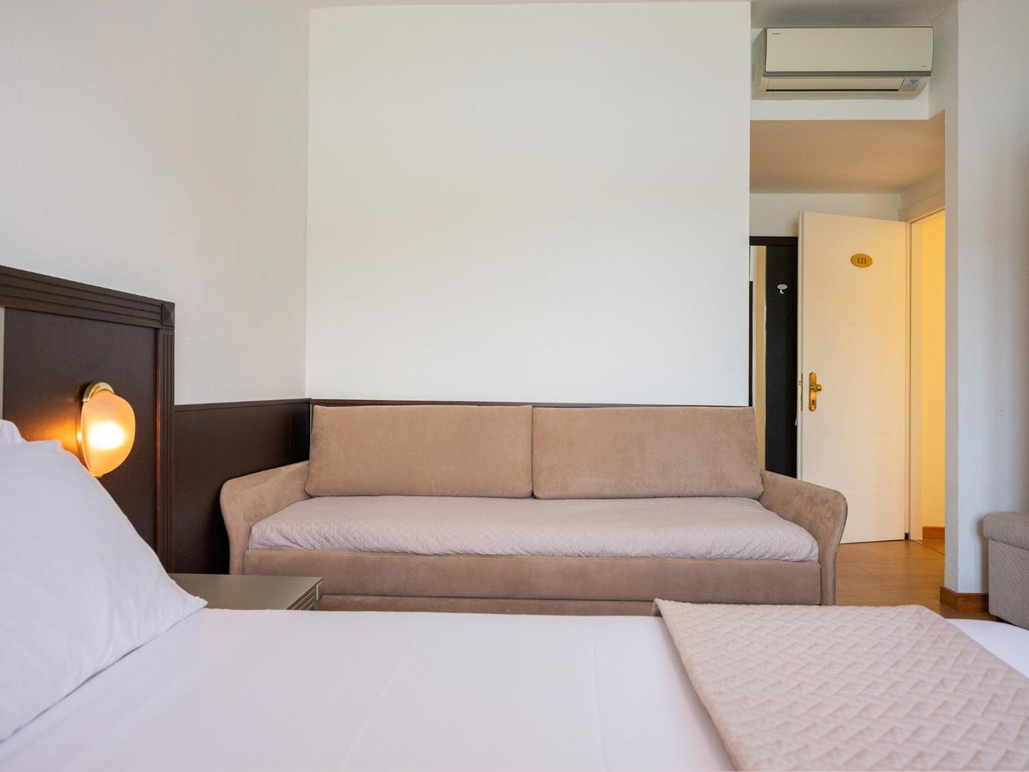 Hotel Carillon Baveno Esterno foto