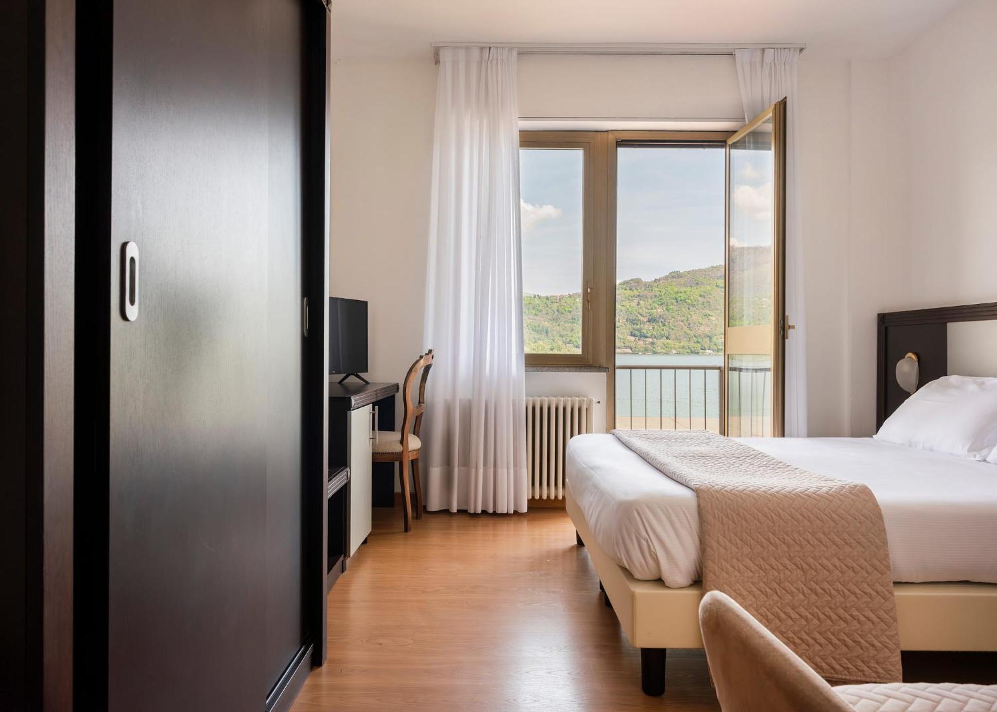 Hotel Carillon Baveno Esterno foto